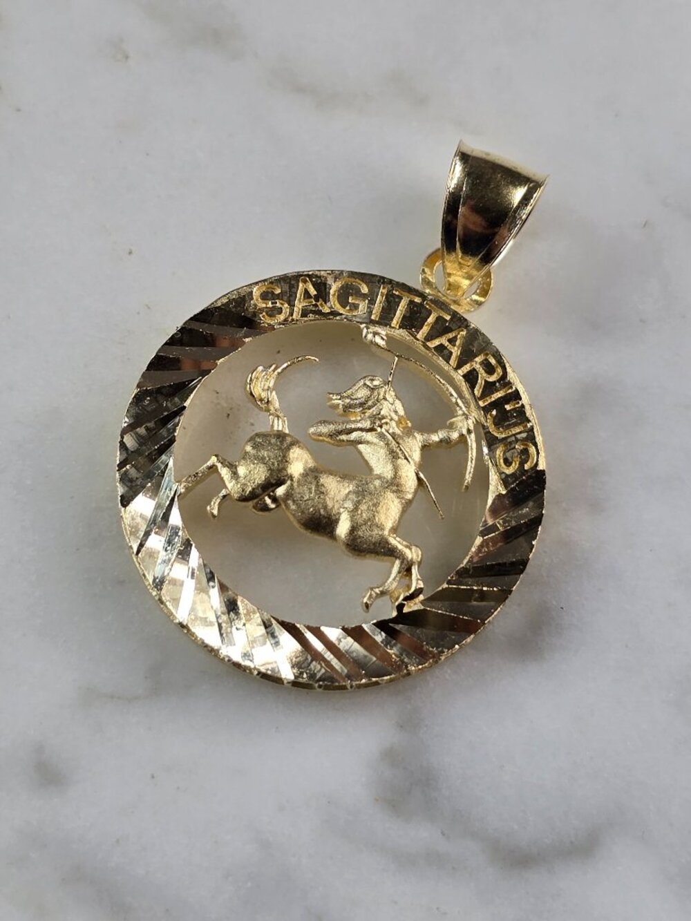 Womens Vintage Estate Gold Tone Zodiac Sagittarius Pendant E2393